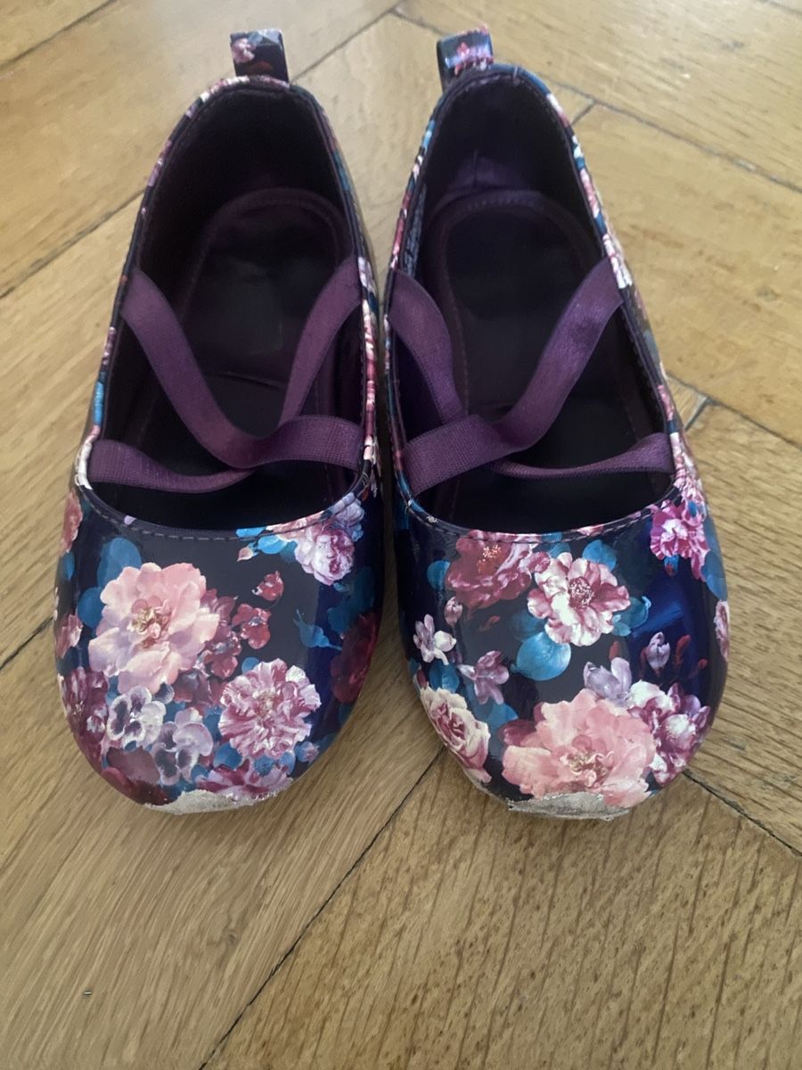 Scarpe per ragazze: Blumen-Ballerinas, Gr. 26 – Usato da Bern venduto da Elisa64
