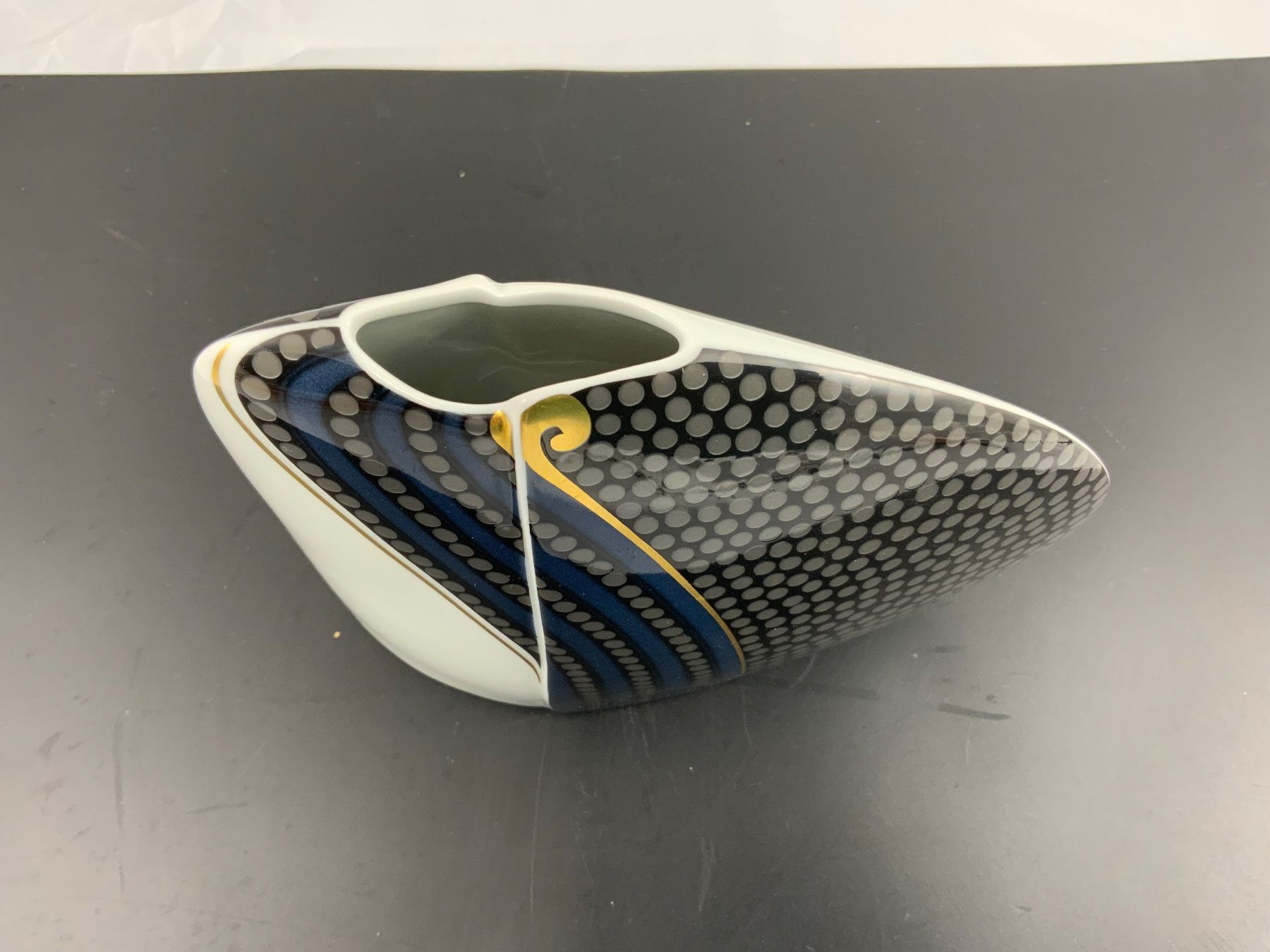 Hutschenreuther Vasen & Gefässe: Hutschenreuther Kunst Vase – Gebraucht aus Erlach von silvia3235 5