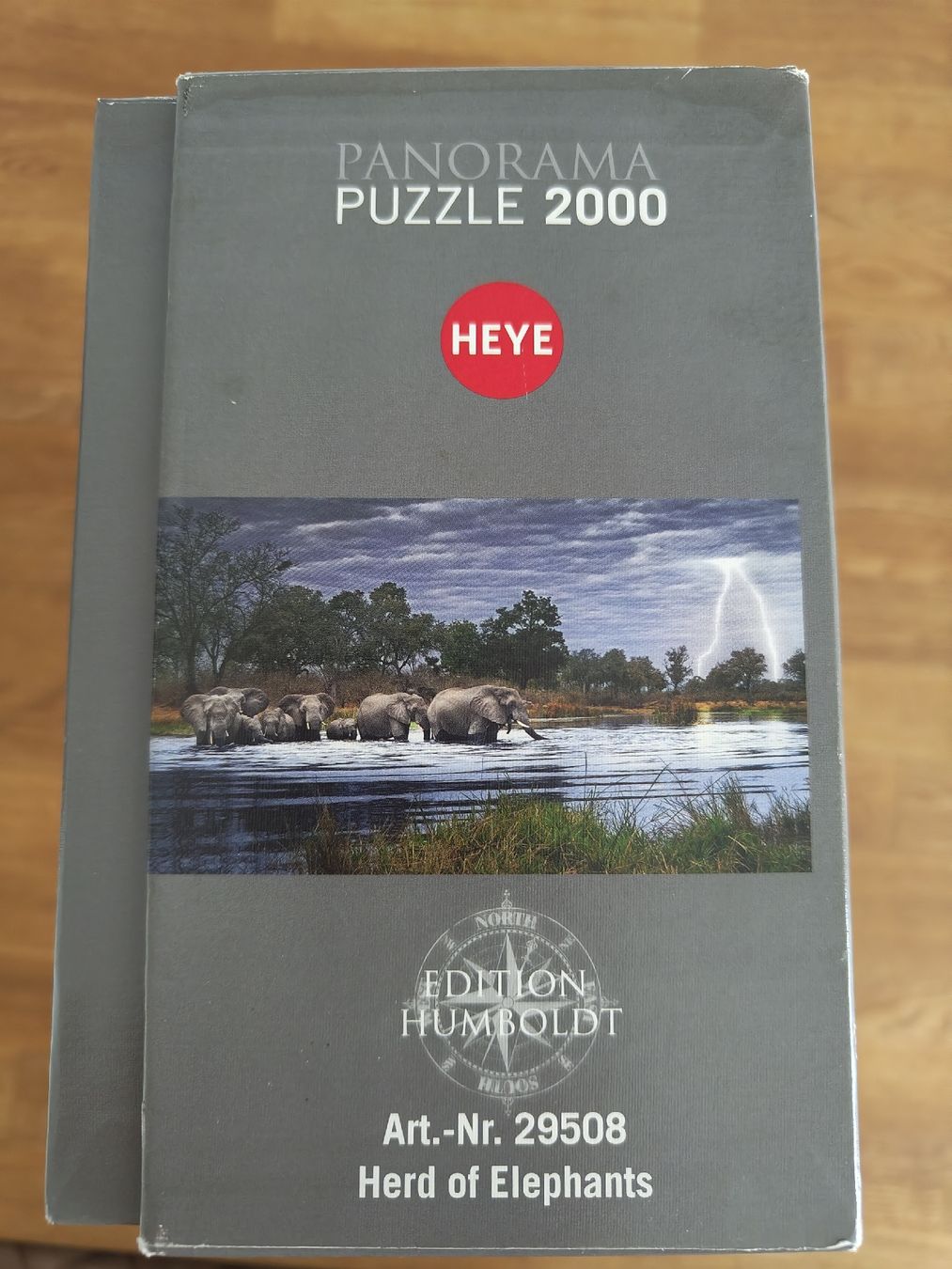 Heye Puzzles: Puzzle panorama 2000pcs Elephants – Gebraucht aus Fribourg von mcl_6kbj 2