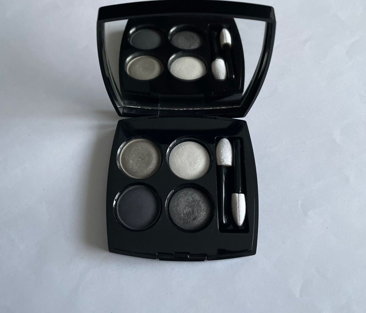 Chanel Make-up: CHANEL Lidschatten Palette NP. 102.- – Gebraucht aus Rüfenacht BE von Milena_1 7