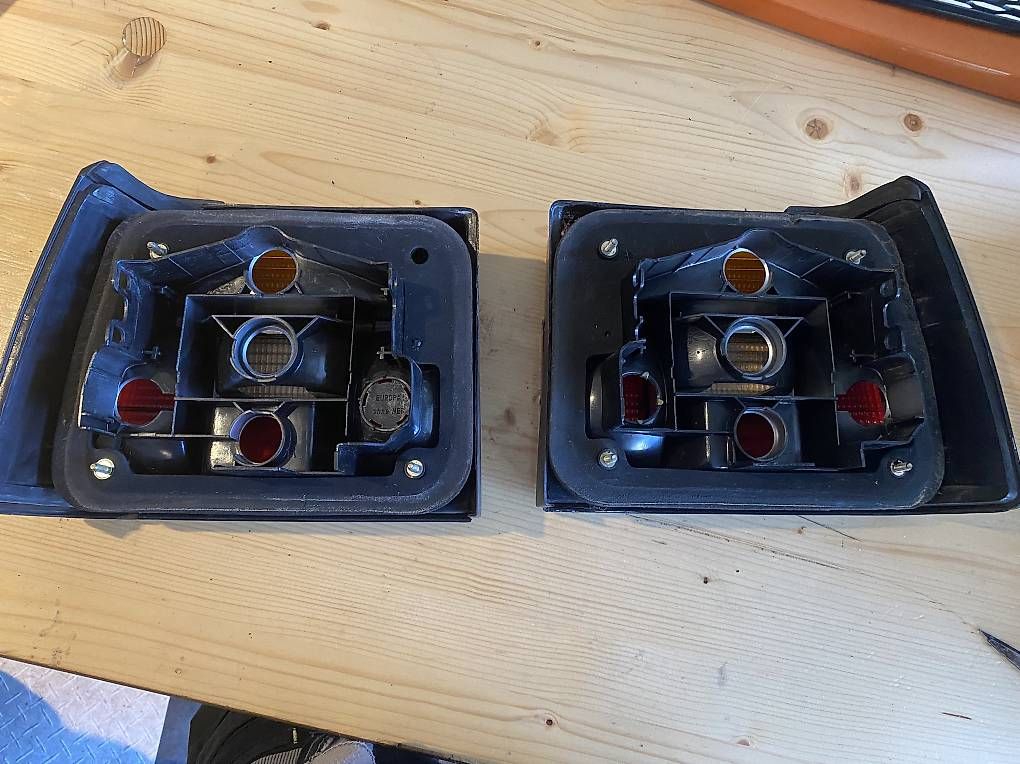 Alle Autoersatzteile: Rückleuchten VW Jetta 2 original – Gebraucht aus Escholzmatt von fatattack13 1