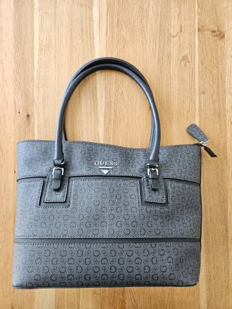 Handtasche von Guess