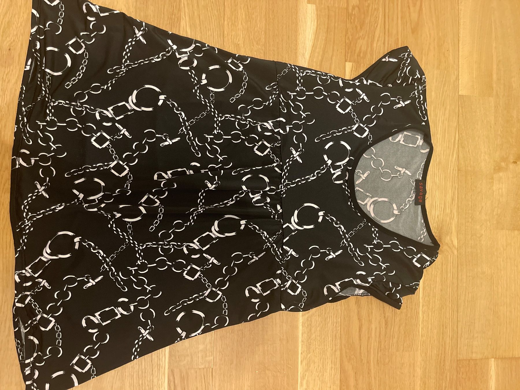 Camicette, T-shirt & Top: Chirt – Usato da Birmensdorf ZH venduto da irina61