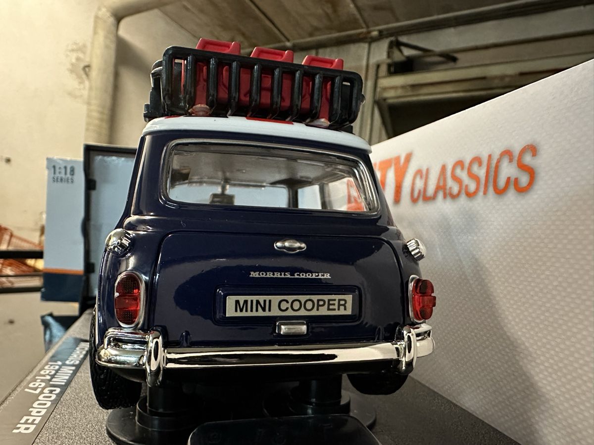 Cooper Modellini d'auto: Mini Cooper Morris 1961 -1967 Oldtimer classic gb – Nuovo (secondo la descrizione) da Reinach AG venduto da rares75 5