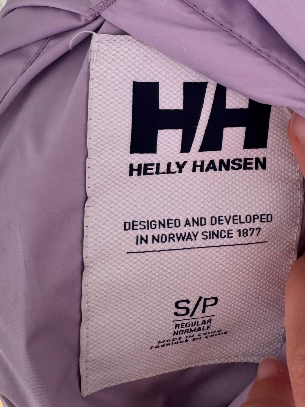 Jacken: Winterjacke Helly Hansen – Gebraucht aus Arbon von flowerandfound 5