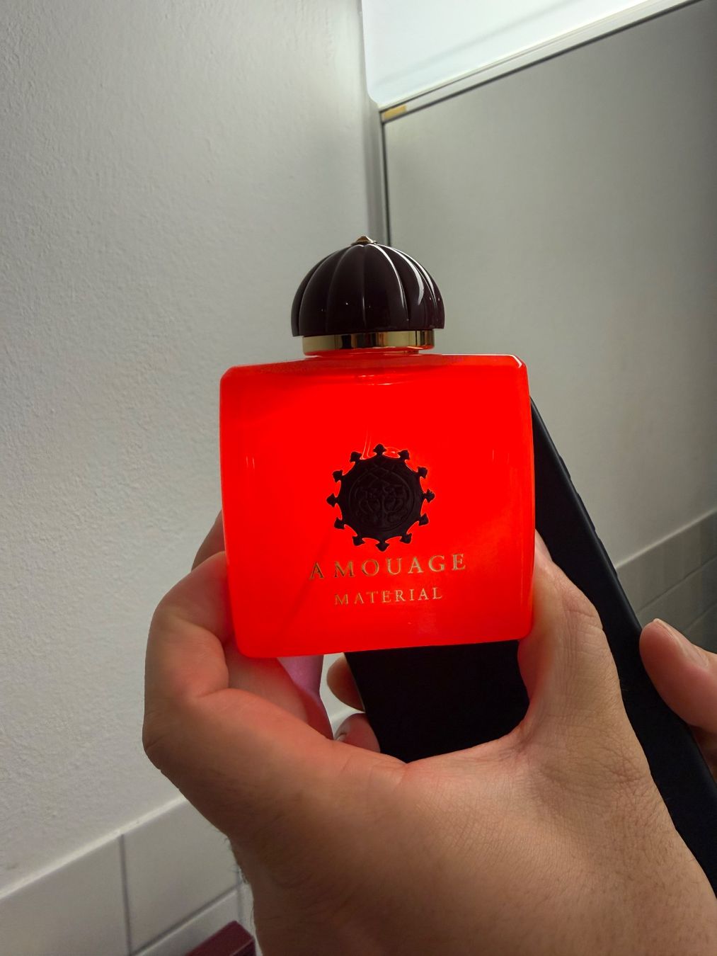 Amouage Profumi & Eau de Toilette: Amouage Material, Eau de Parfum, 100ml NEU! – Nuovo (secondo la descrizione) da Zofingen venduto da GrosisWonderkeller 1