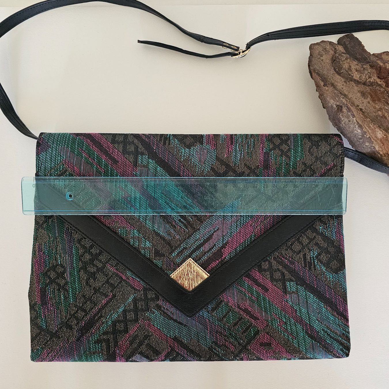 Borse da donna: Vintage Umhängetasche / Clutch – Usato da Zürich venduto da MaisonBelleCachet 4