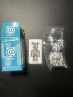Bearbrick série 41 secret banksy 100%
