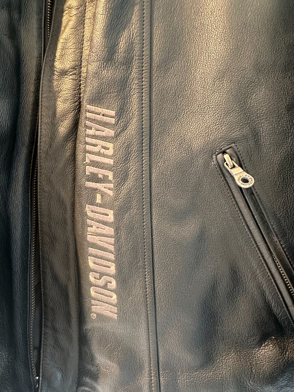 Harley-Davidson Completi: Original Harley-Davidson Lederkombi (Large) – Usato da Aarau venduto da Binfch 5