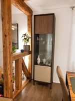 Vitrinenschrank