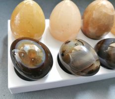 4 Stk. Naturstein Eier 5-6cm gross / Lager-Sonderverkauf
