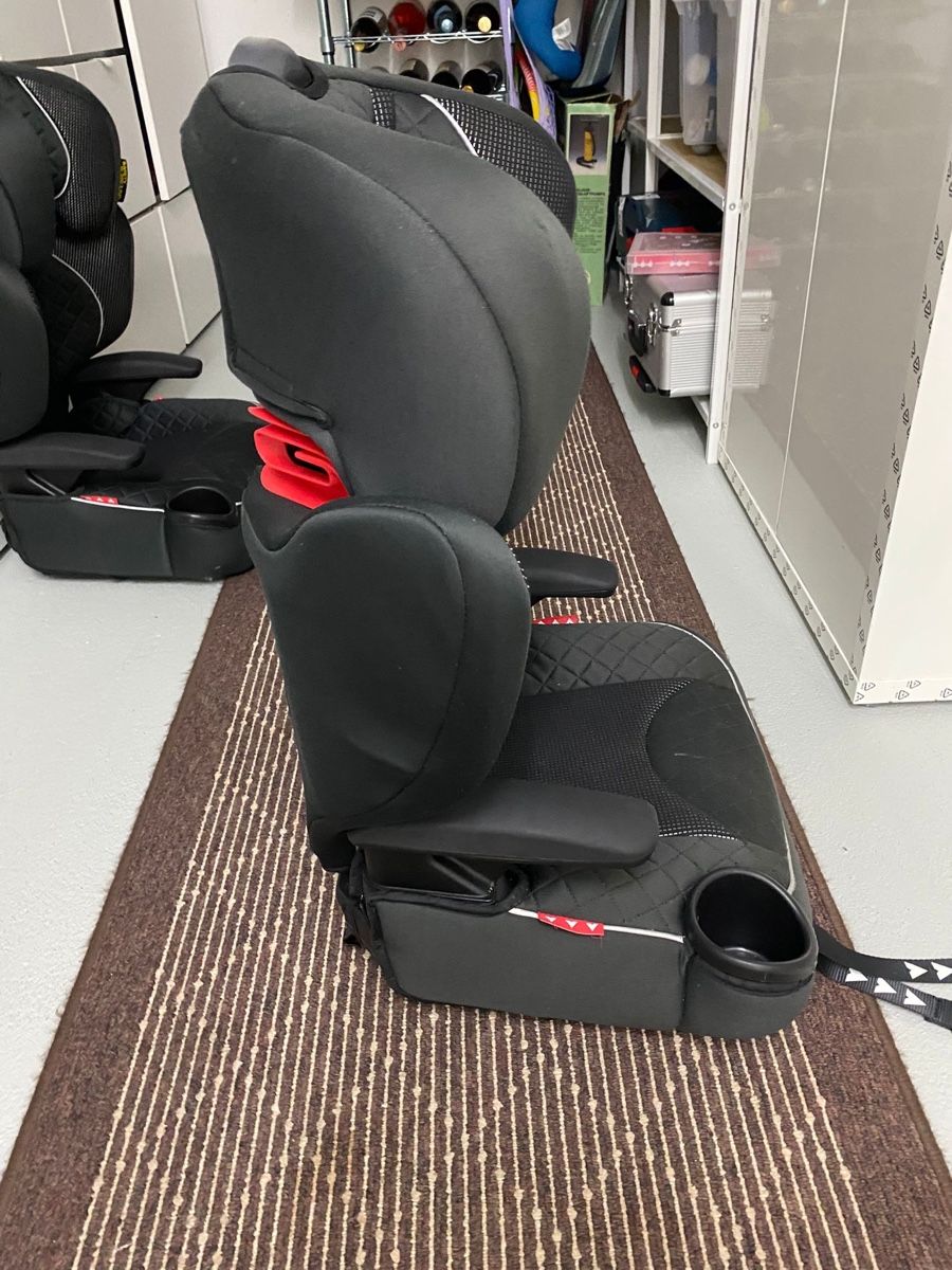Seggiolini per auto: Gut erhaltener Kindersitz Greco 1 Stk – Usato da St. Gallen venduto da mynik_66