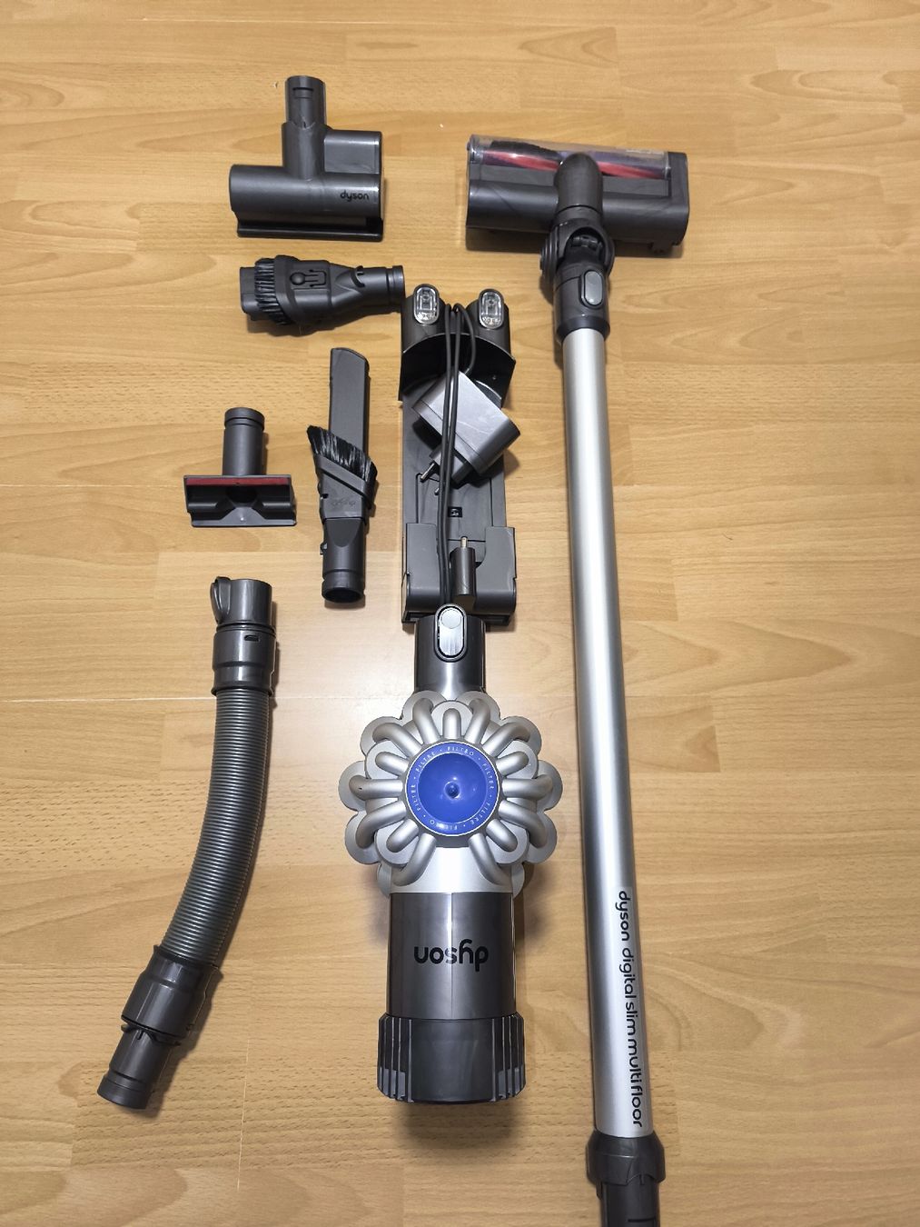 Dyson Aspirapolveri & Accessori: Dyson Staubsauger – Usato da Altbüron venduto da Theo_Dotus 2