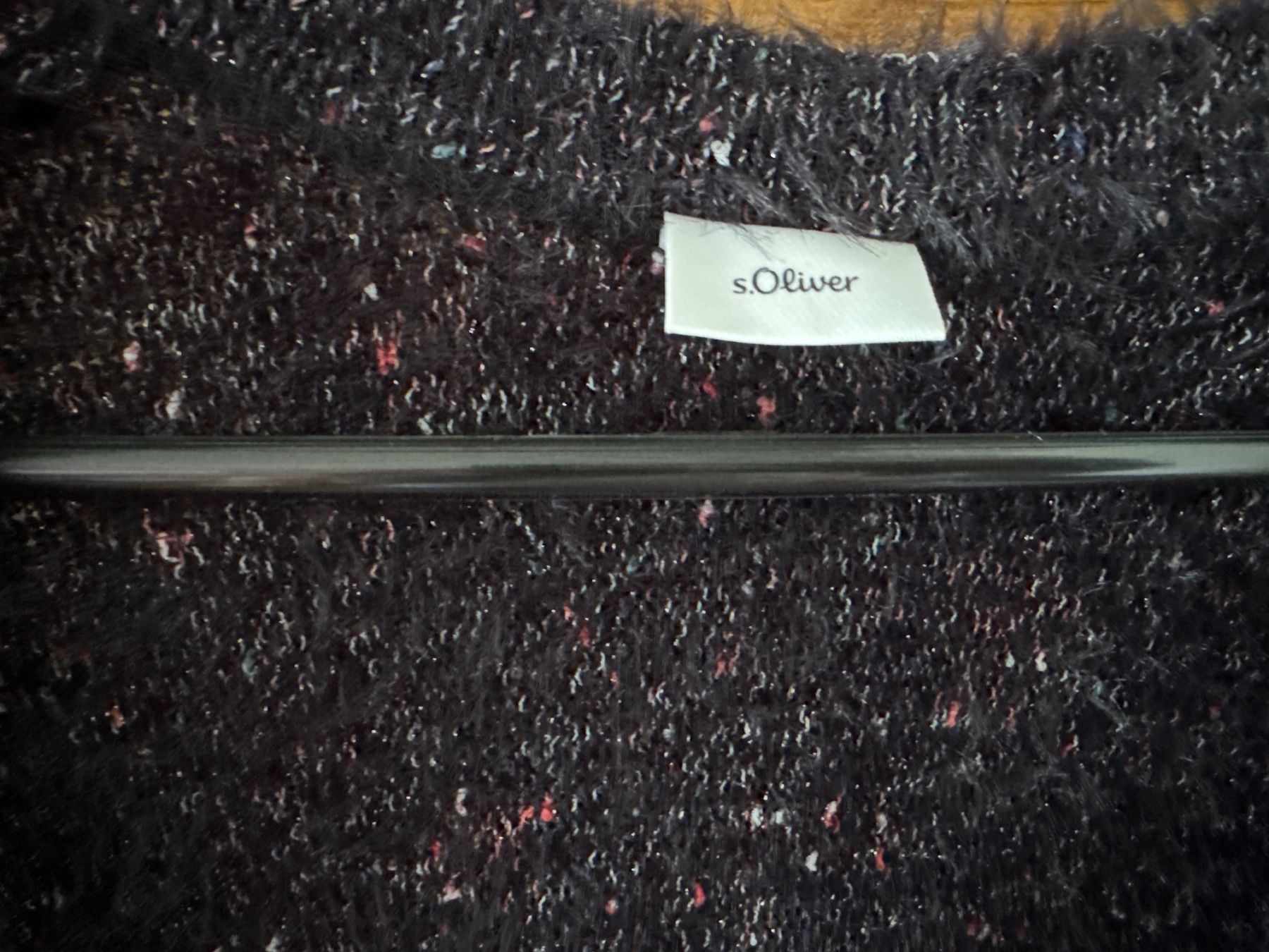 S.Oliver Giacche: Strickjacke, s.Oliver, Gr. XS, schwarz, Glitzergarn – Usato da Winterthur venduto da britsi 2