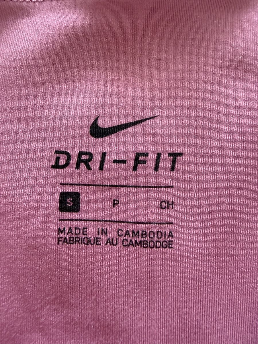 Nike Leggings: Rosa Sport Leggings Nike – Usato da Hedingen venduto da julesli 1