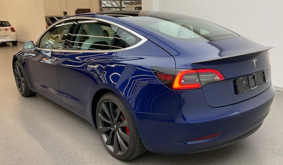 Tesla Automobili: TESLA Model 3 Performance Dual Motor AWD, 513 PS – Usato da Walenstadt venduto da Wohnmobil123 1