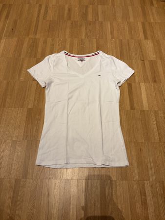 T-Shirt Tommy Jeans weiss V-Ausschnitt Grösse S 