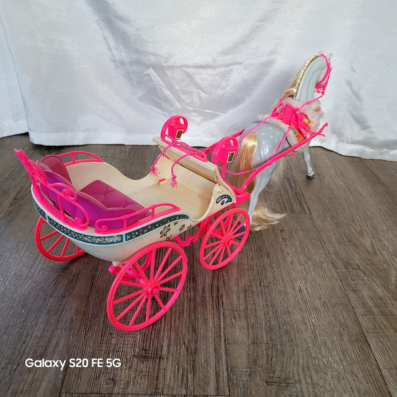 Jouets: Barbie Pferd Blizzard mit Kutsche – D'occasion à Niederbuchsiten par klengyel 3