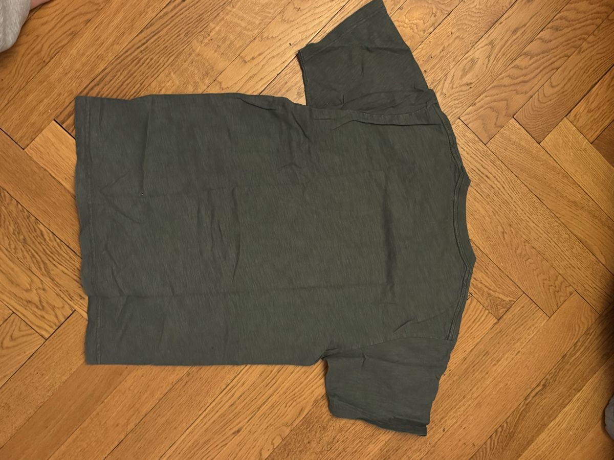 Lotti di vestiti: Lots de T-shirt  – Nuovo (secondo la descrizione) da Genève venduto da pau_nt5g 1