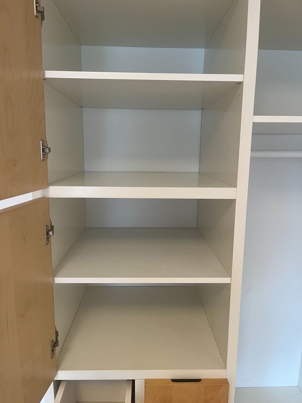 Ikea Armadi: Stabiler Kleiderschrank mit viel Platz – Usato da Müllheim Dorf venduto da vin_zg2h 3