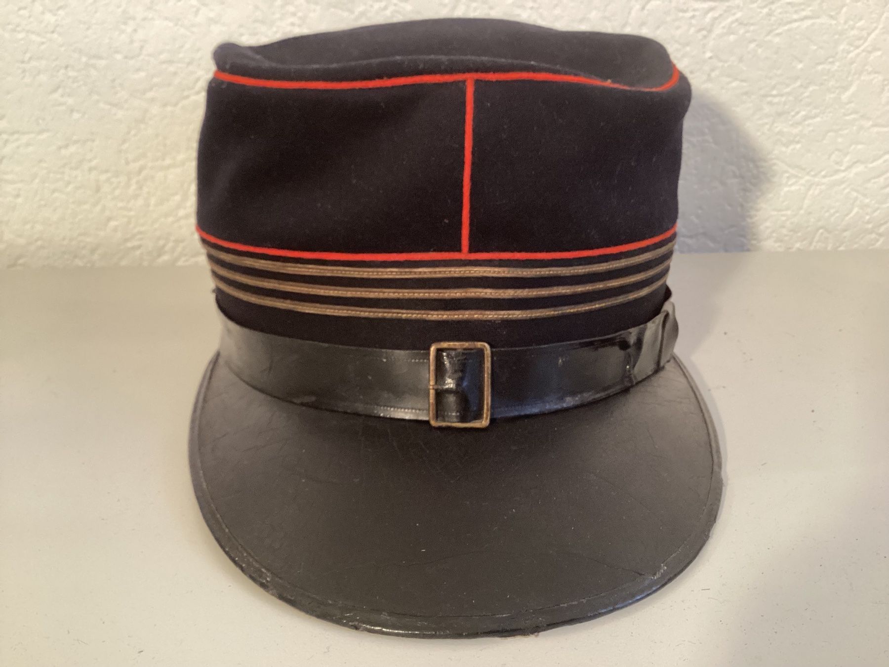 Schweizer Armee Uniformi: Casquette officier 1898 – Usato da Vouvry venduto da marius09