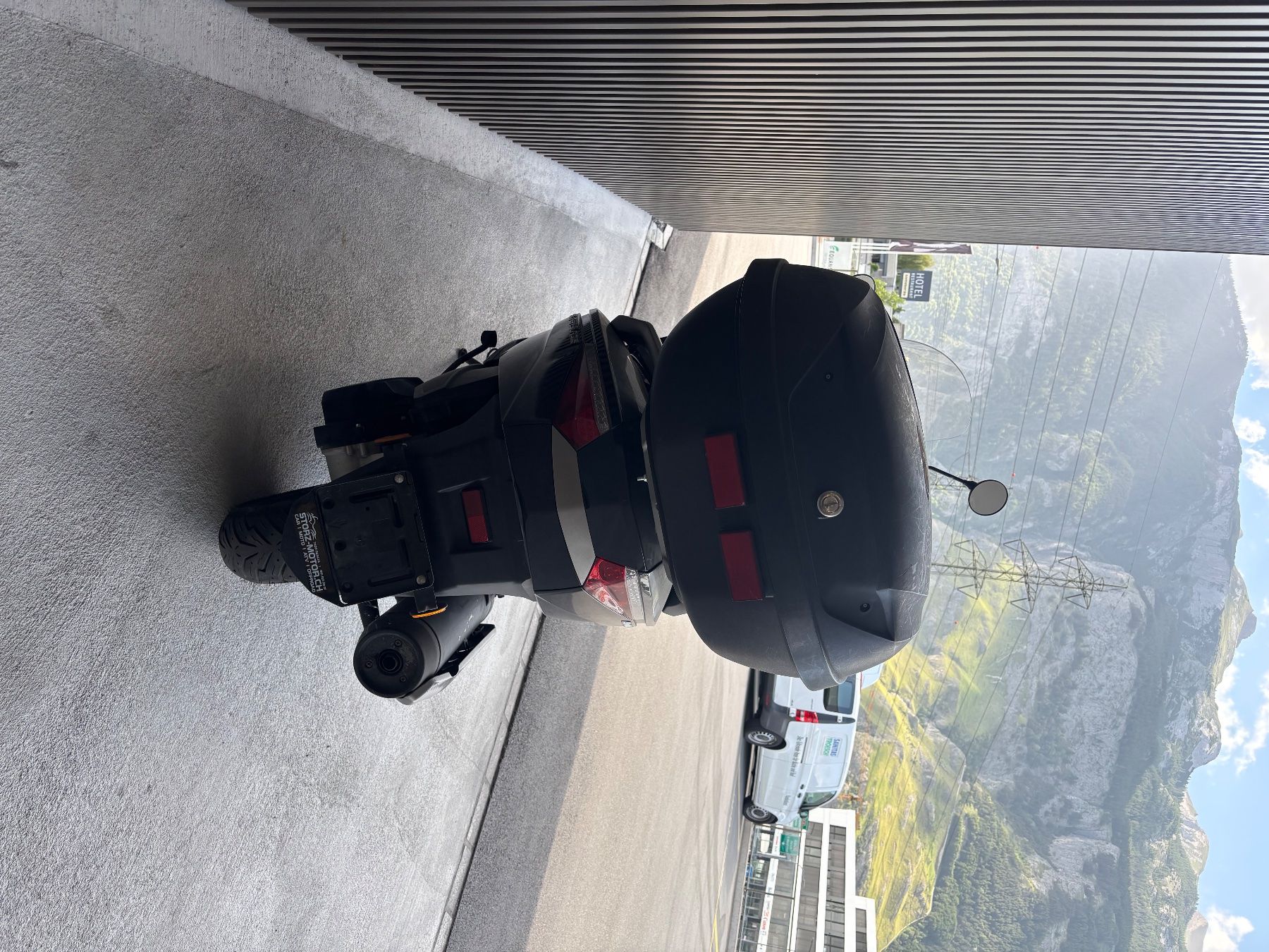 Tell Scooter: Zu verkaufen Roller Silver Blade 250i ab MFK – Usato da Tamins venduto da Sjoerimann 2