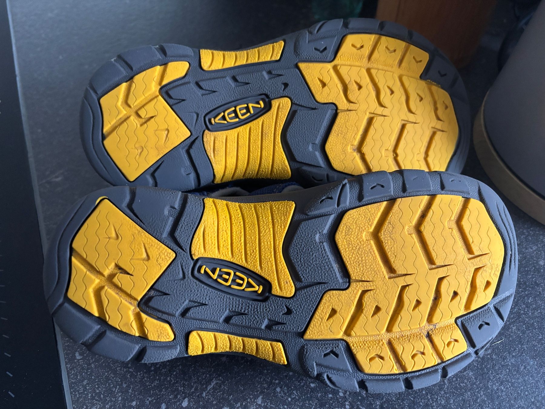 Keen Scarpe per ragazzi: Keen Sandalen Gr.34 Top Zustand – Usato da Leuzigen venduto da Fjleu 2