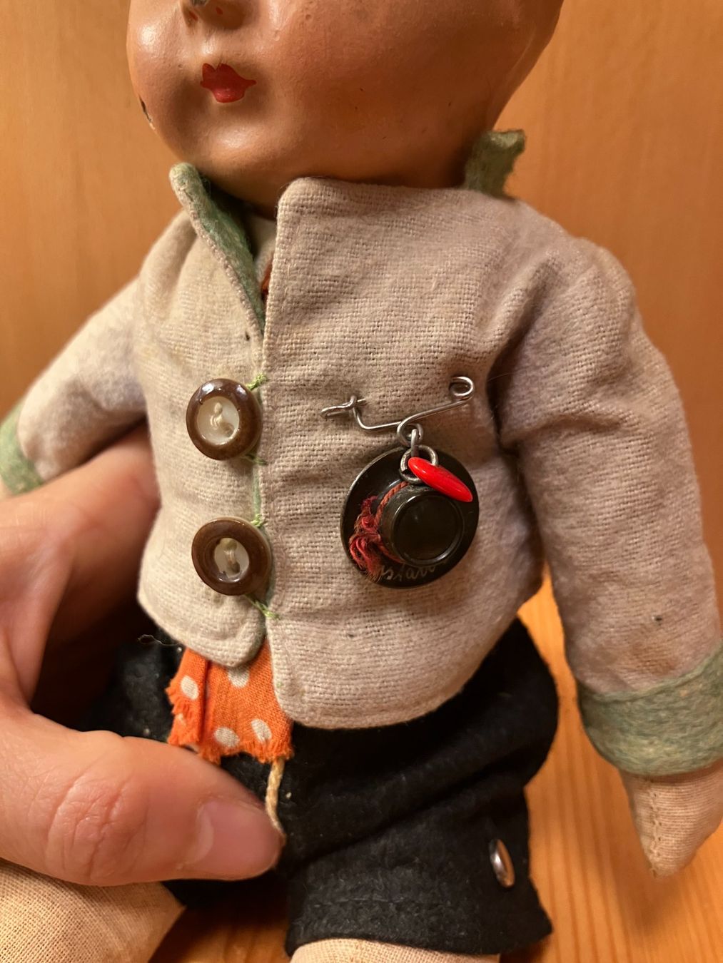 Bambole: Puppe: Junge, mit Stoffkörper, Sonnenberg, ca. 80 Jahre alt – Usato da Zürich venduto da ancillaschmidhauser 2