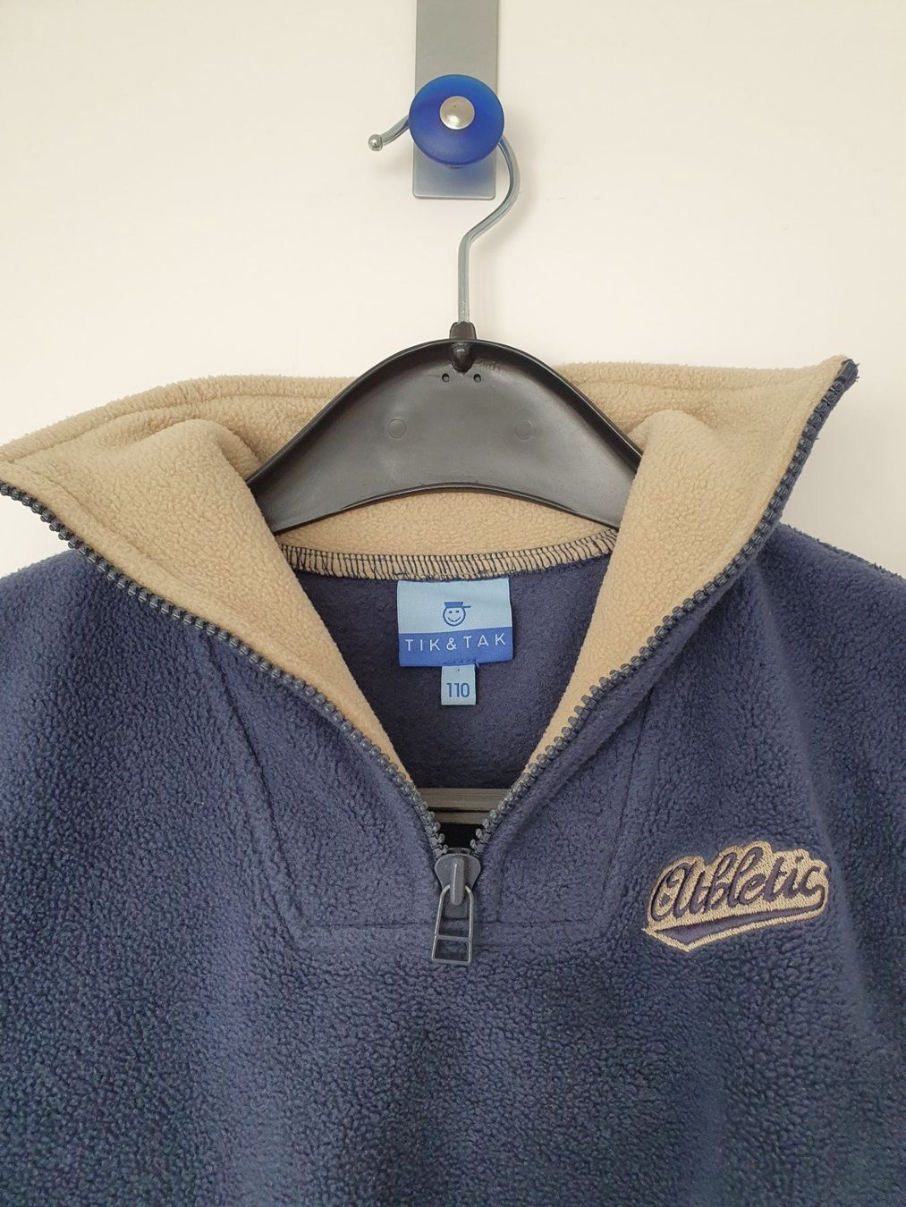 Pulls et sweat-shirts: Kinderfasi 110 – D'occasion à Jona par Mafari 2
