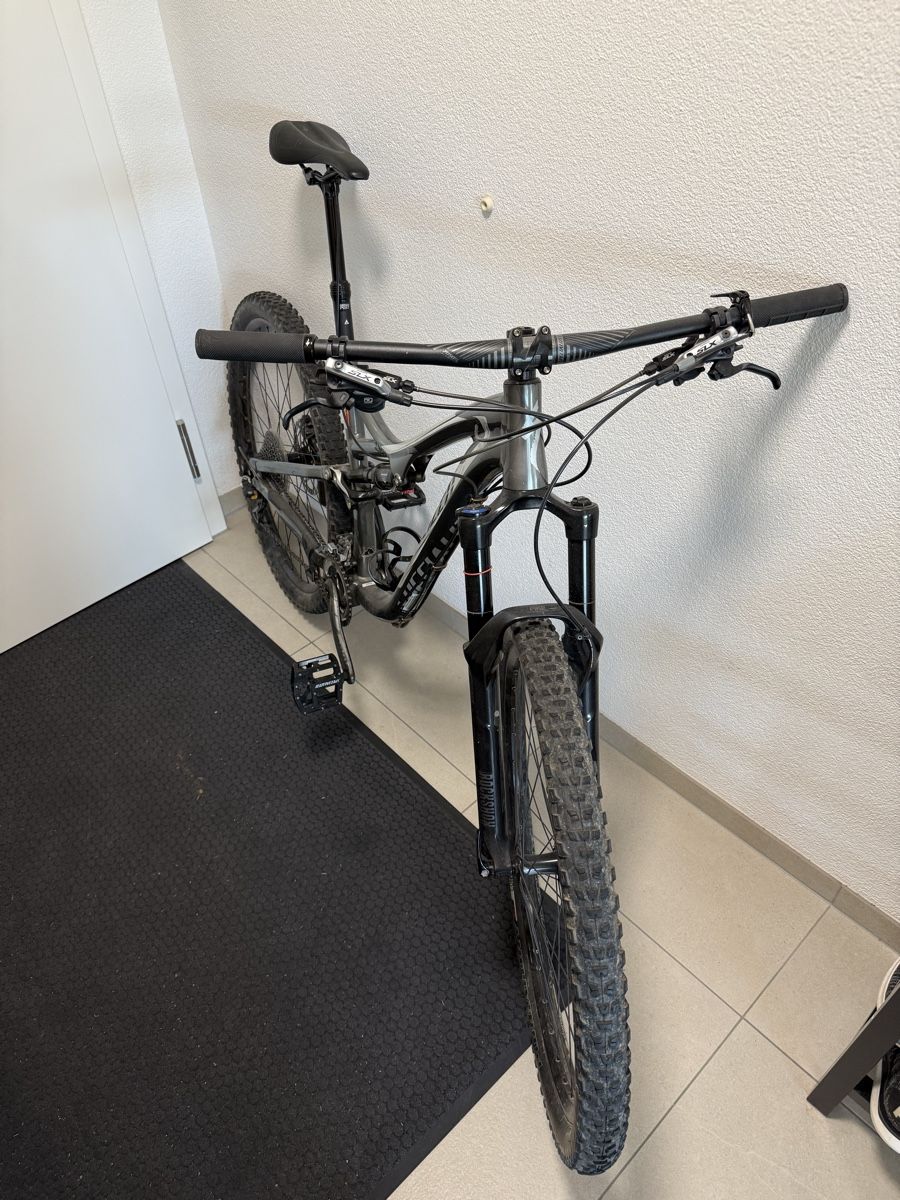 Specialized Biciclette: Specialized Stumpjumper FSR Elite 29 – Usato da Dübendorf venduto da bay_yg29
