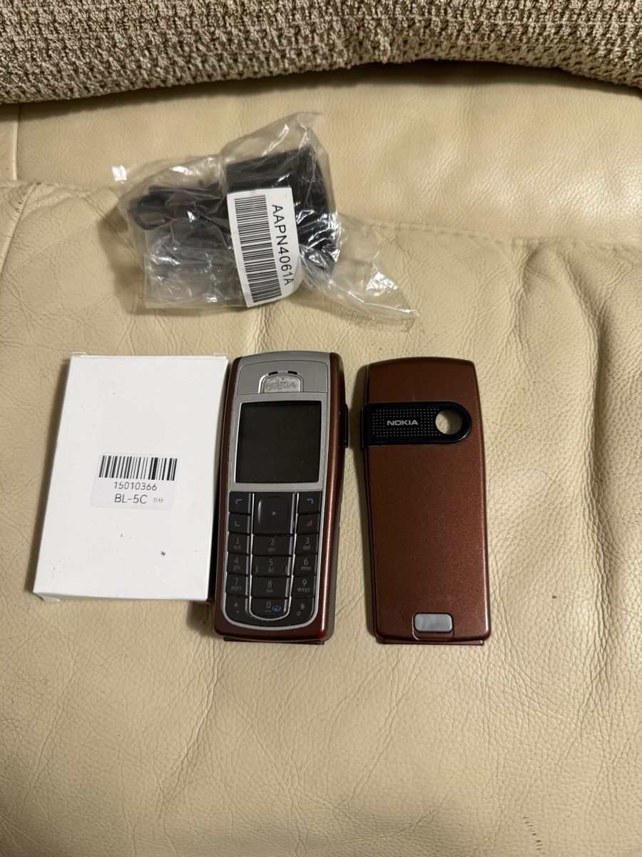 Nokia Telefoni cellulari / Smartphones: Nokia 6230 inkl Lgerät – Usato da Regensdorf venduto da mex5145 2