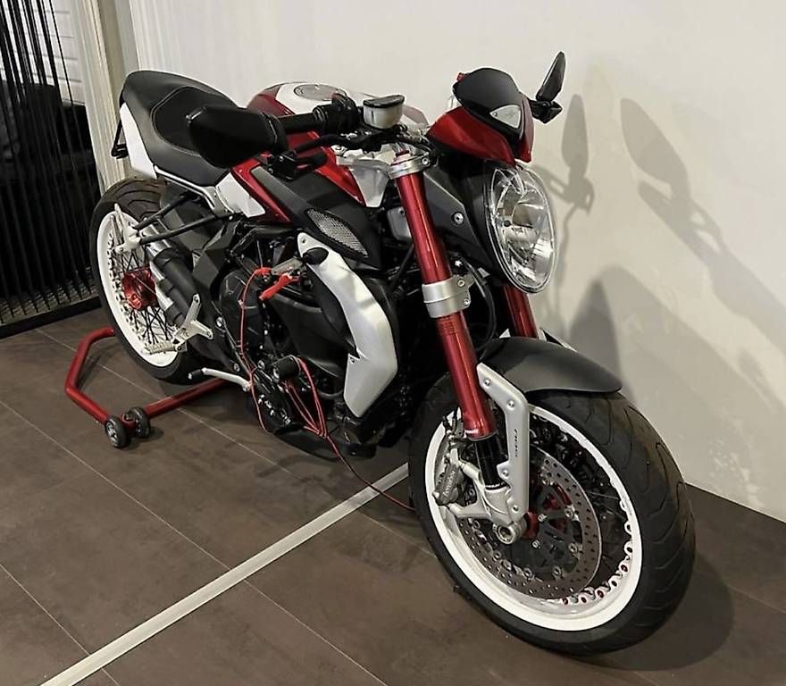 Strasse: MV agusta Dragster 800 RR  – Gebraucht aus Neuchâtel von Karl_M 3