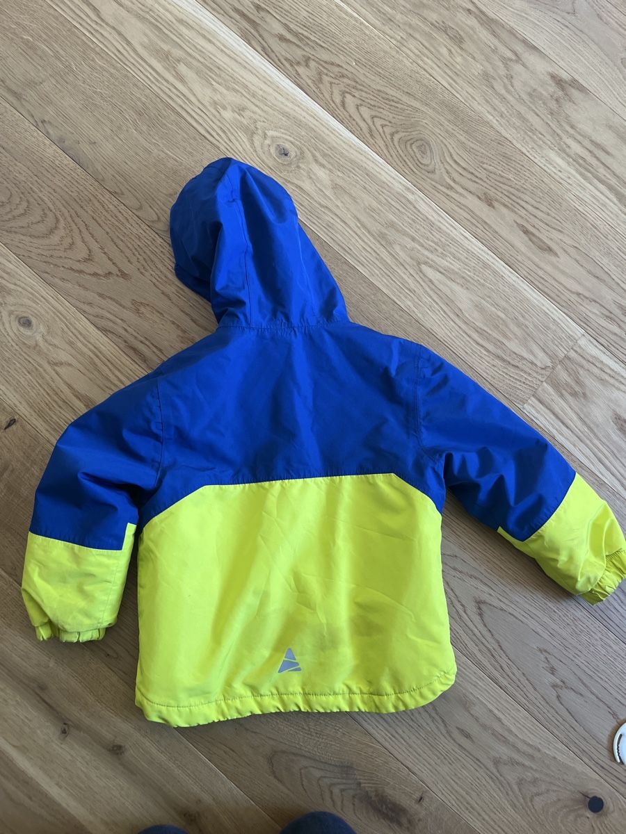Jacken & Mäntel: Jacke – Gebraucht aus Riehen von chr_h8fh 1