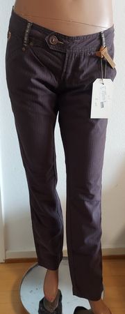 Neue Freesoul Damen Hose Gr. 30, braun gestreift