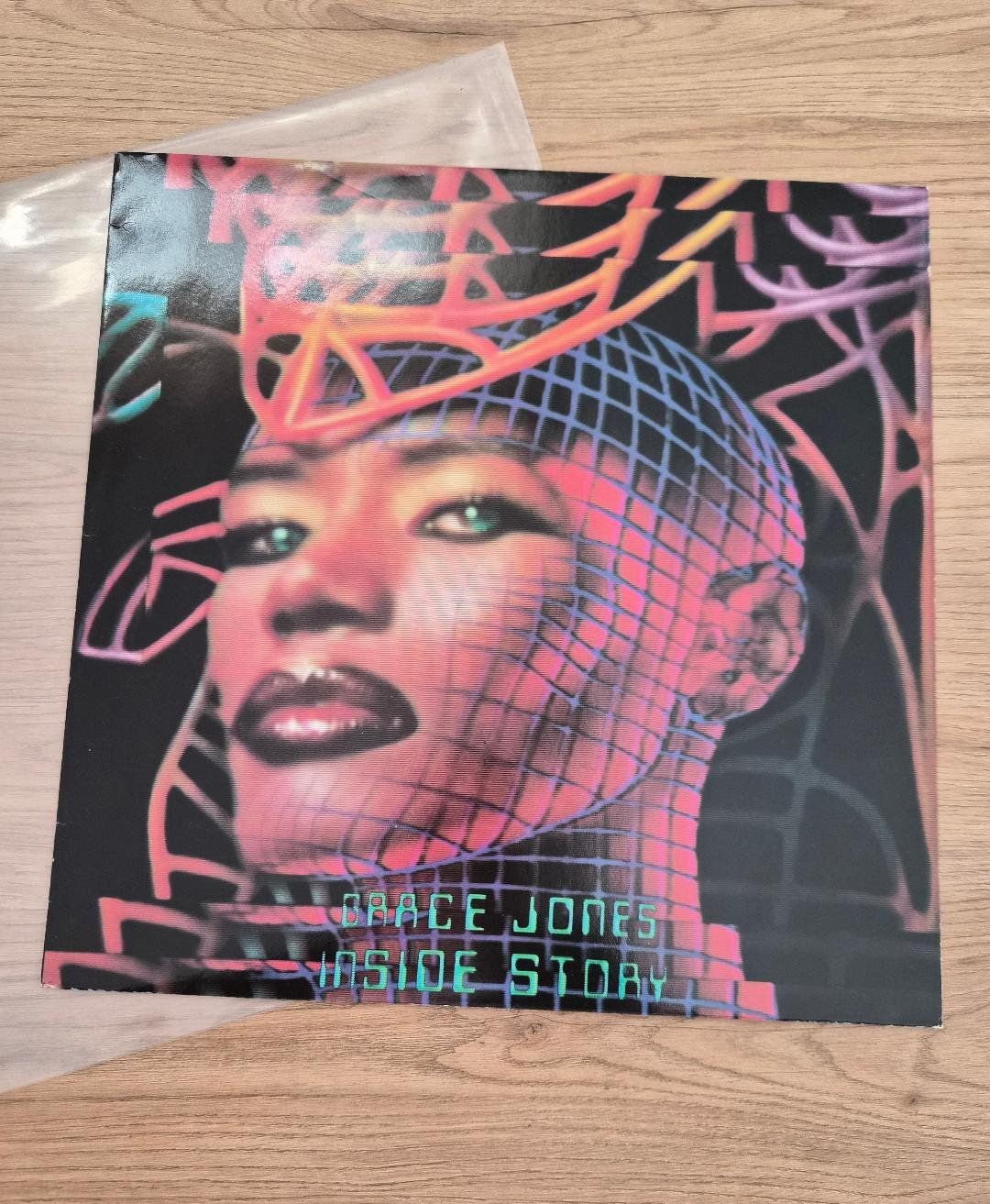 Dischi in vinile: Schallplatte / LP Grace Jones "Inside Story" – Usato da Dielsdorf venduto da Haesi0