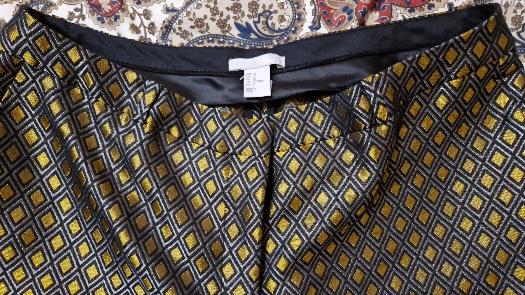 H&M Pantaloni: Gerade gold-grau-schwarz genusterte Hose – Nuovo (secondo la descrizione) da Oberengstringen venduto da Sheera7 3