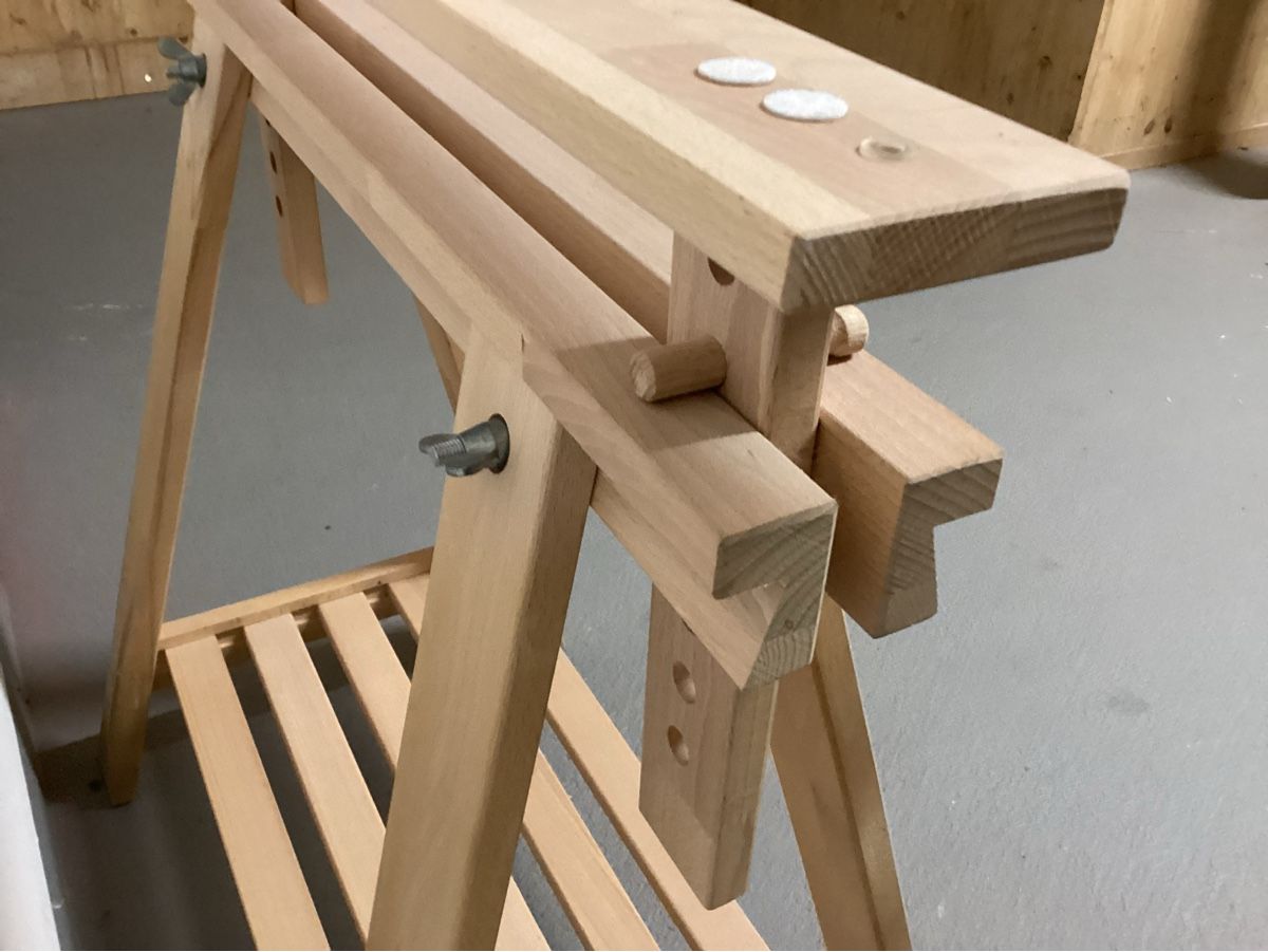 Ikea Autres meubles de bureau: MITTBACK  Trestle / Bock - IKEA – D'occasion à Steinhausen par CardNGame 2