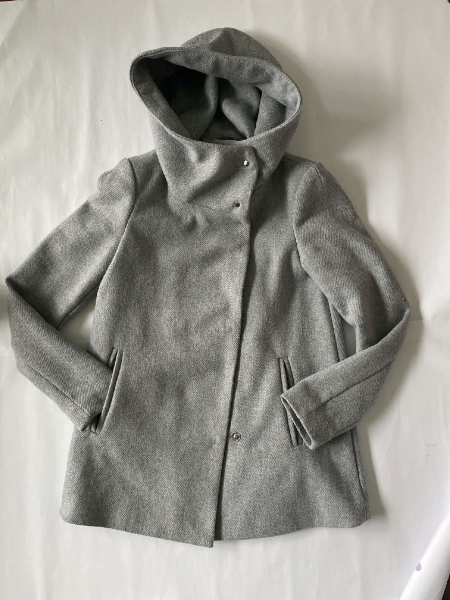 Vero Moda Cappotti: Mantel VERO MODA - grau - XS - Übergangsjacke – Usato da St. Niklausen LU venduto da Sundy01