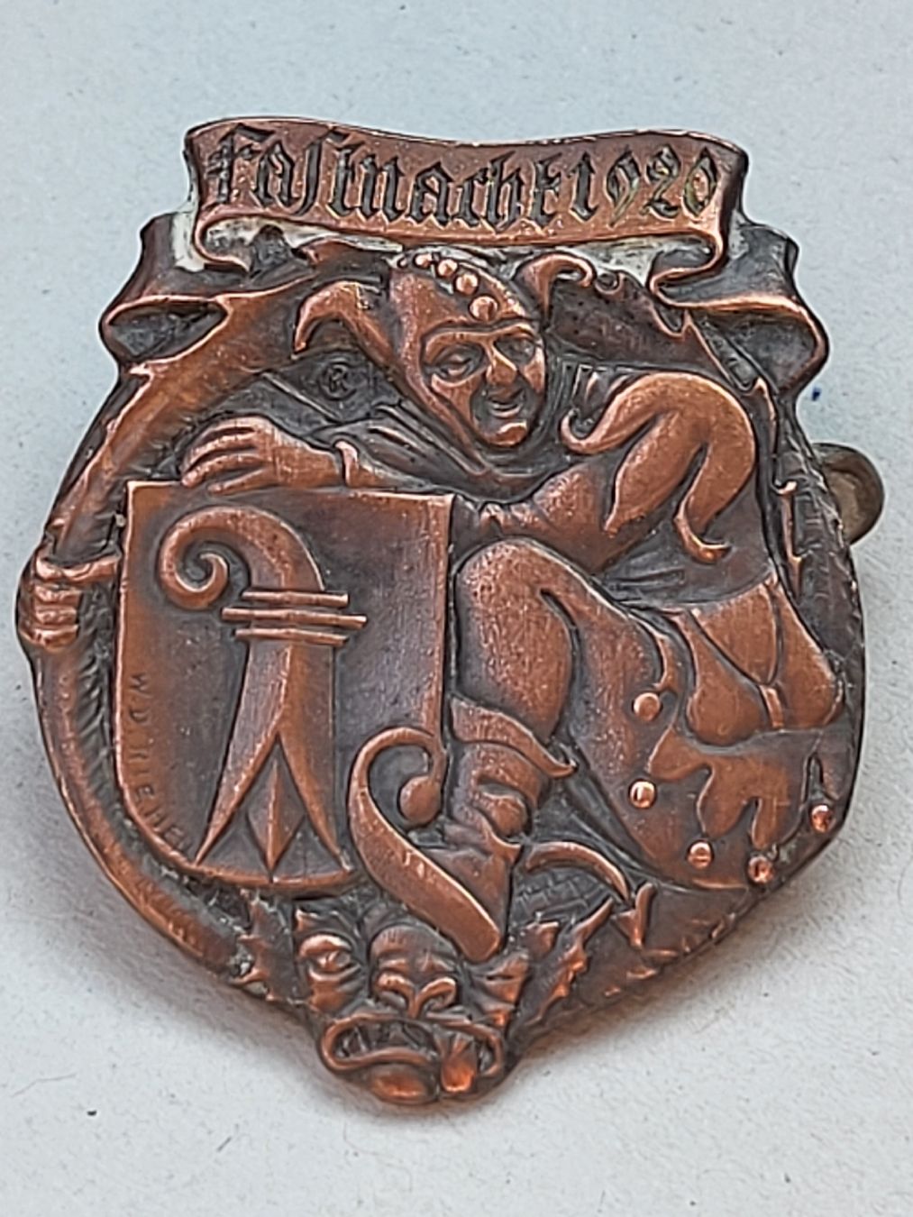 Basler Plaketten & Abzeichen: Fasnacht 1920 Abzeichen Basel  Blagette – Gebraucht aus nunningen von mic_88k2 1