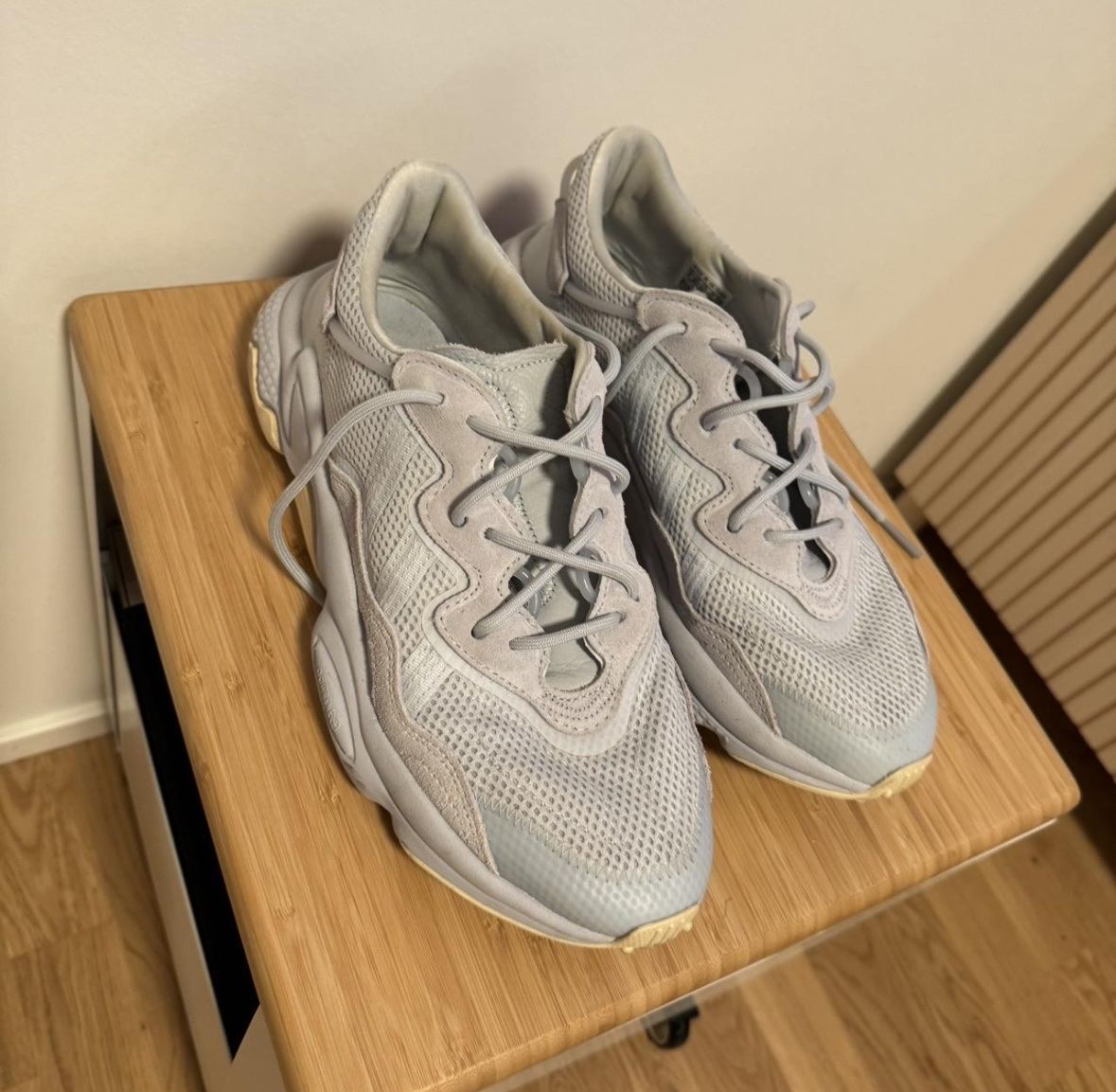 Adidas Herrenschuhe: Adidas Ozweego Hellblau EUR 42 2/3 – Gebraucht aus Dornach von PatitoRK9 3