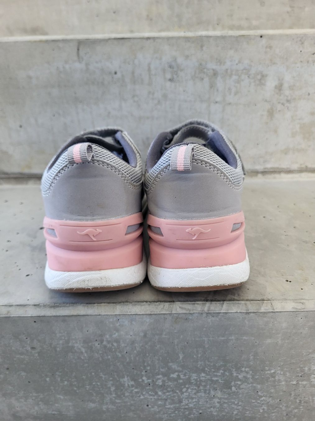 Scarpe per ragazze: KangaROOS Turnschuhe Gr. 35 – Usato da Thalwil venduto da J_Doe 1