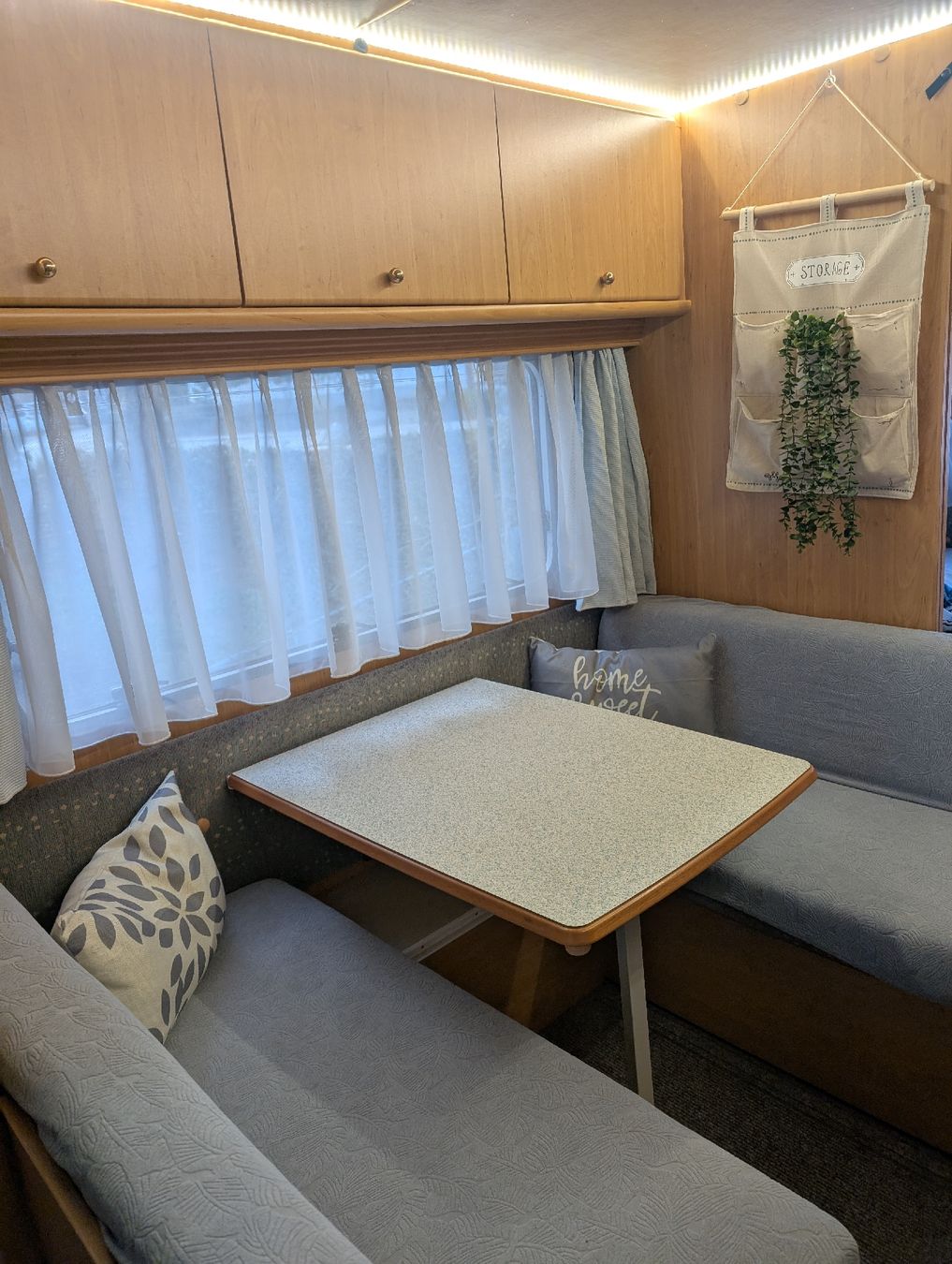 Dethleffs Anhänger: Wohnwagen Dethleffs Camper 450 – Gebraucht aus Hägglingen von Jordan_007 3