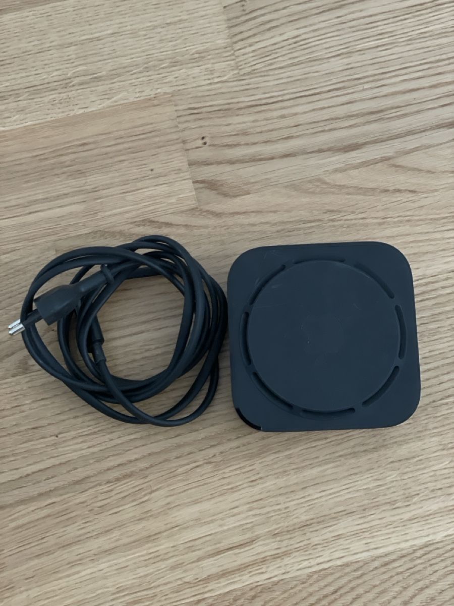 Apple Lecteur multimedia & Streamer: Apple TV 4K 32GB – D'occasion à Bussigny par liberato1926 1