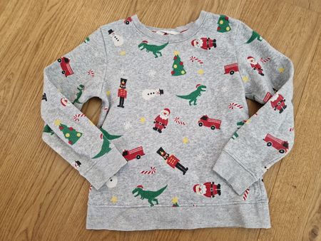 Pullover Gr. 122/128 Christmas