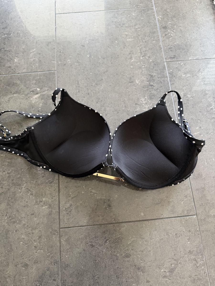 Victoria's Secret Maillots de bain & Bikinis: Victorias Secret Bikini Bombshell 34DD – D'occasion à Ried-Brig par covergirl_09 2