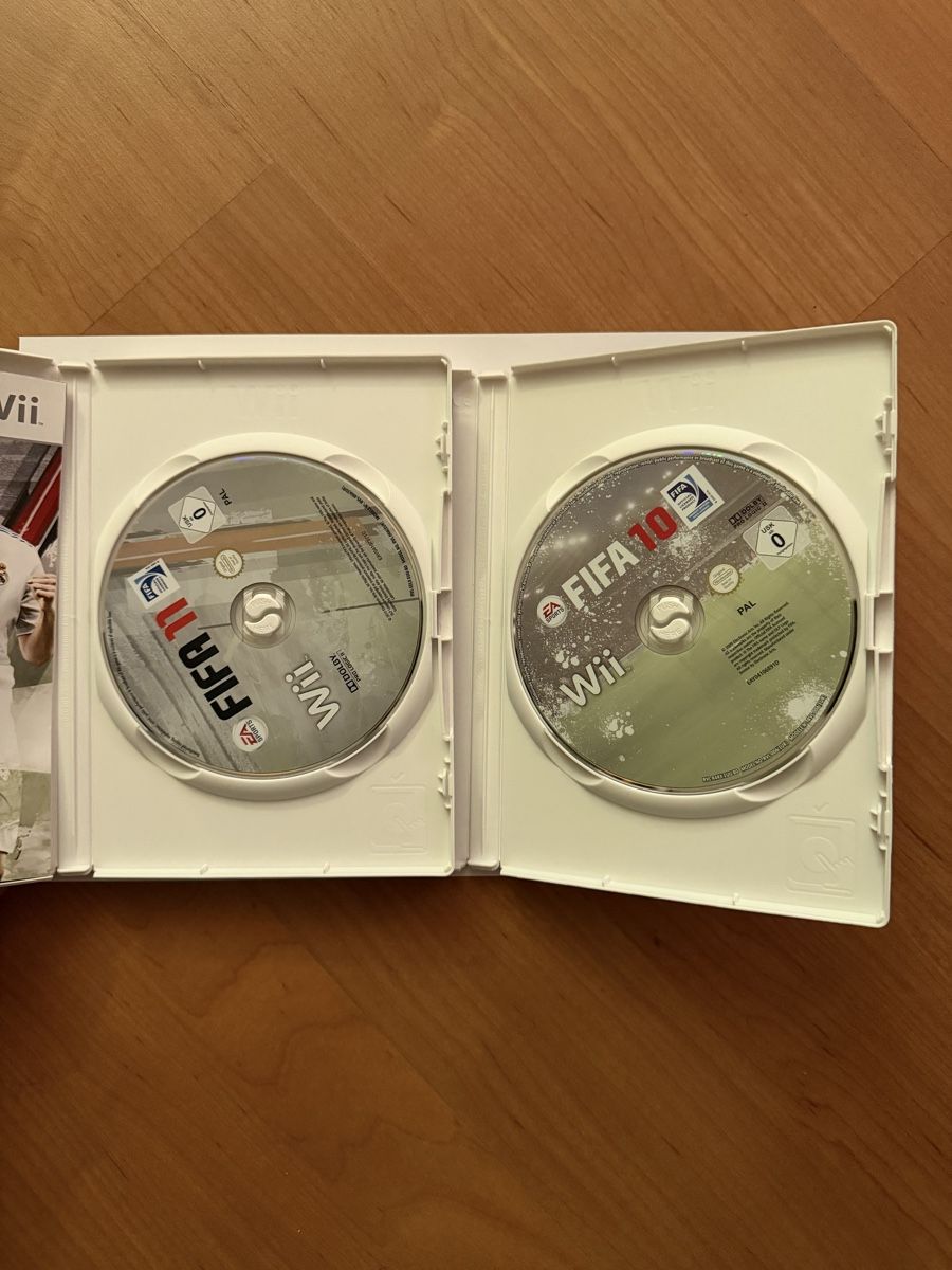Nintendo Giochi: Fifa 10 & 11 Wii Game – Usato da Hendschiken venduto da Jamie2006 2
