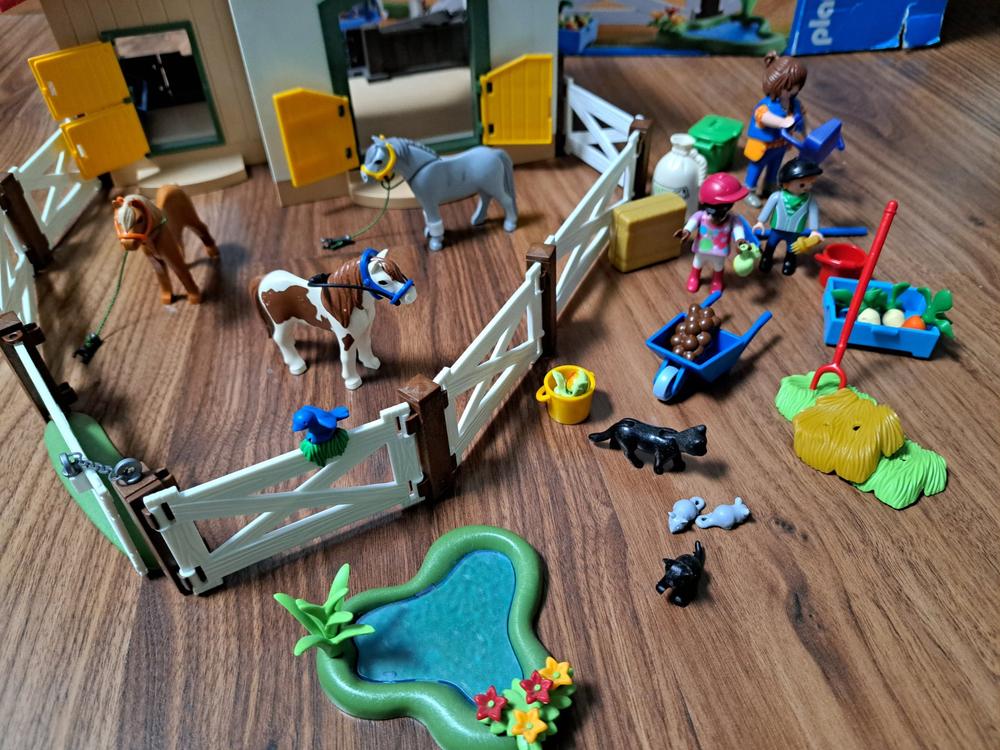  Playmobil country Ponyhof 6927 