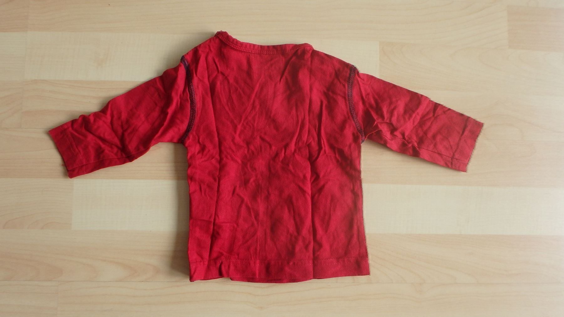 Pullover & Sweatshirts: Rotes Shirt von dpam 6 Monate – Gebraucht aus Riehen von India13 2