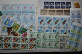 1 Lot Ausland in Bogen/Teilen/Viererblocks/Einzelmarken