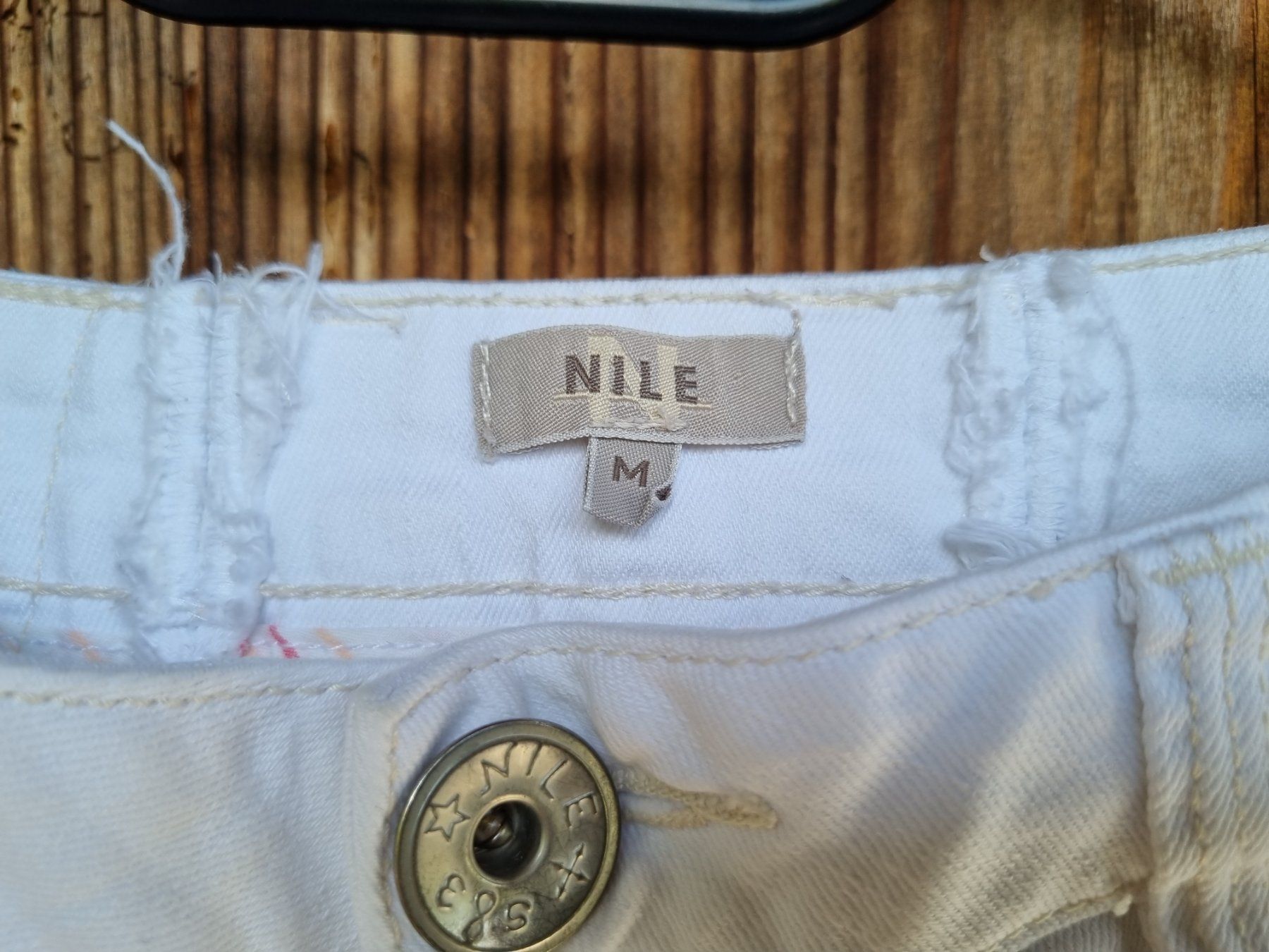 Nile Jeans: Nile Jeans Gr M – Usato da Wattenwil venduto da flohdog 1